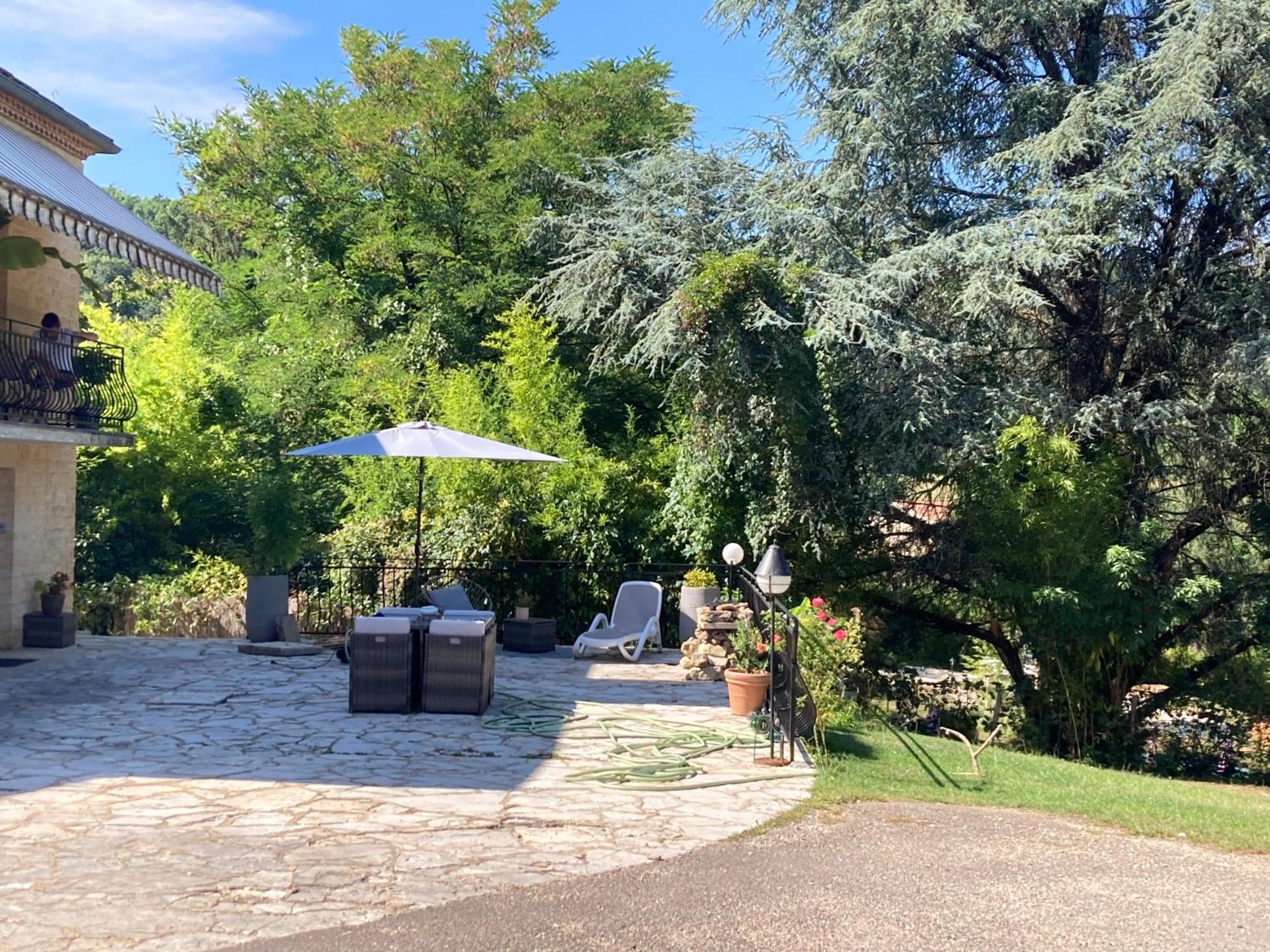 Superbe Appartement Au Calme De 1 A 3 Personnes Sarlat Extérieur photo